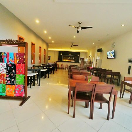 Hotel Transit Pasuruan Zewnętrze zdjęcie