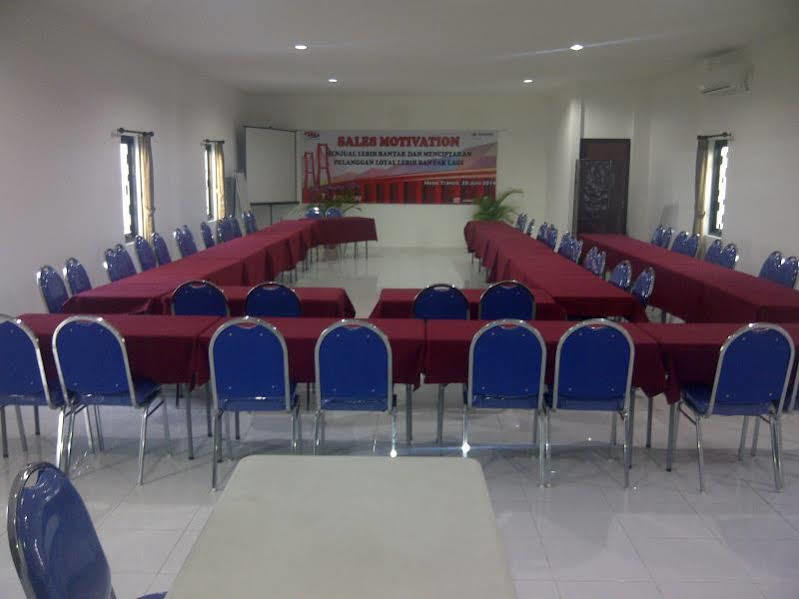 Hotel Transit Pasuruan Zewnętrze zdjęcie